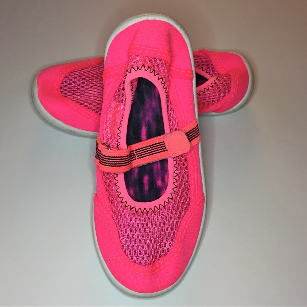 SunSmart Girls 11/12 Water Shoes Sandals Pink